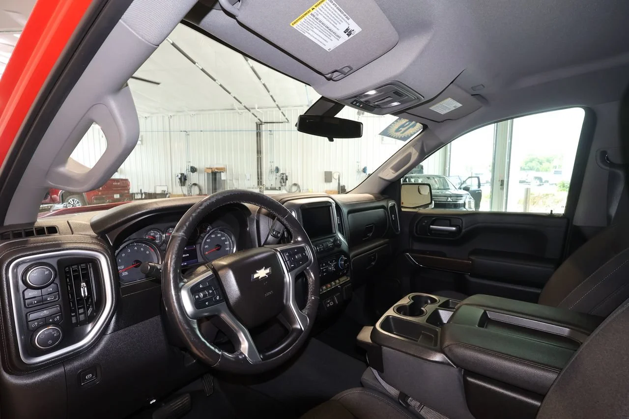 Used 2019 RED HOT Chevrolet LT image 7