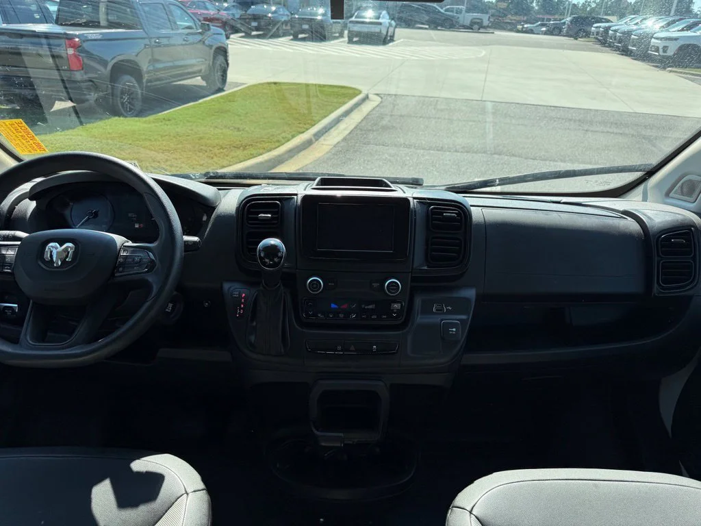 Used 2025 White Ram High Roof image 9