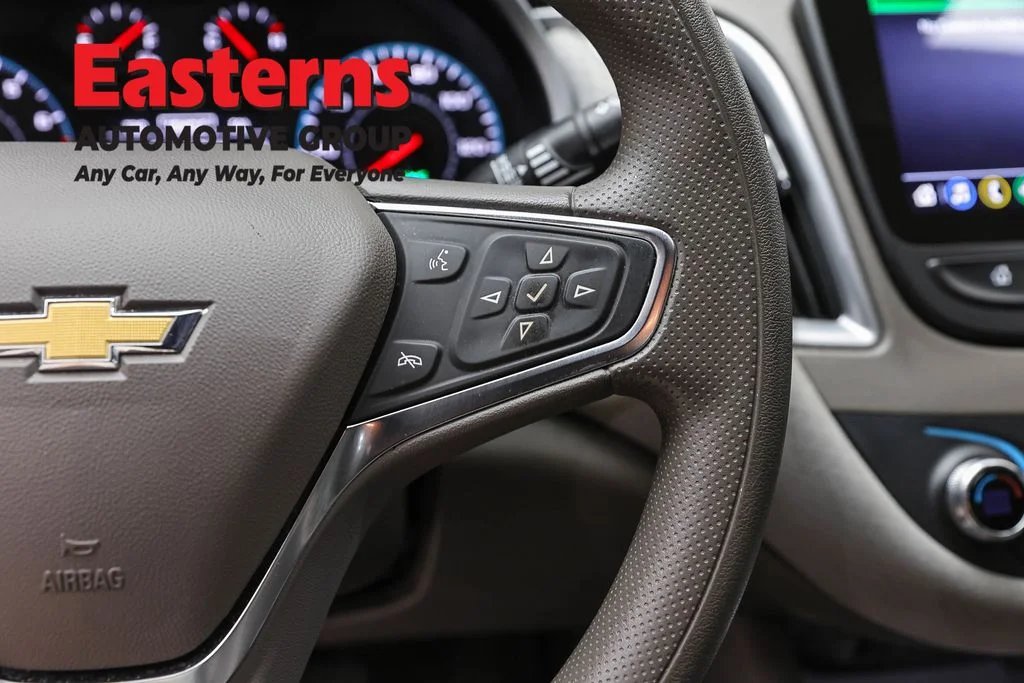 Used 2025 Blue Chevrolet LT image 16