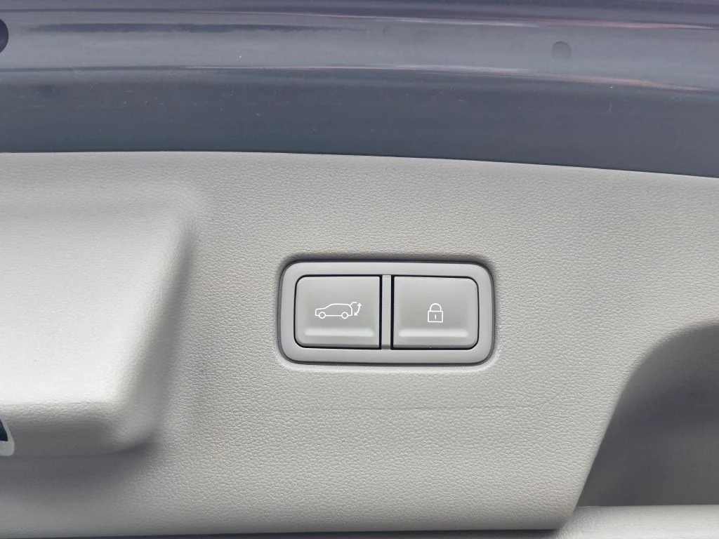 New 2026 Gray Pearl Hyundai SEL image 15