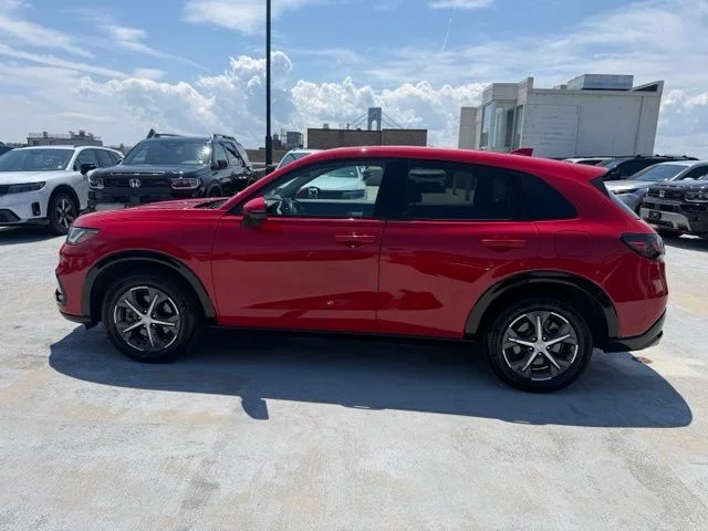 Used 2024 Red Honda EX-L image 4