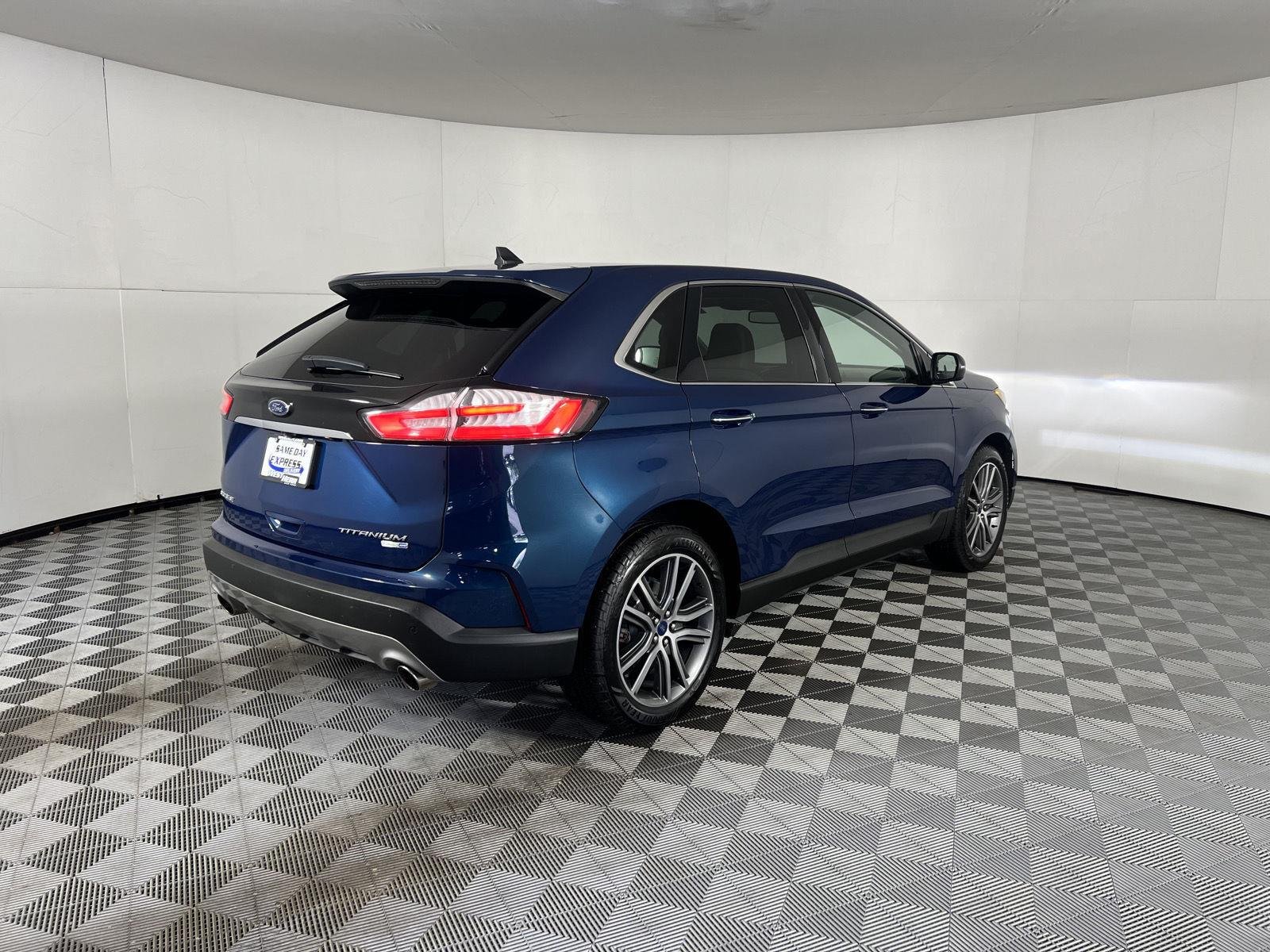 Used 2020 Dark Persian Green Ford Titanium image 10