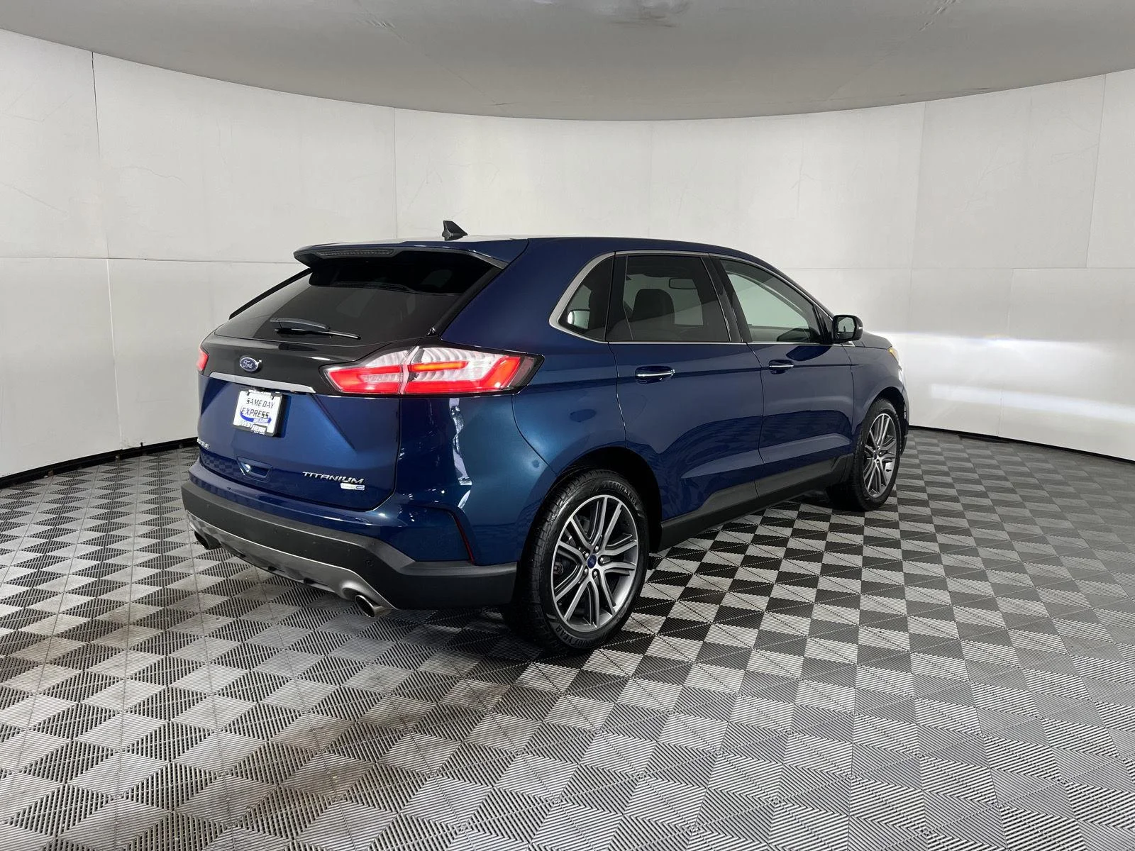 Used 2020 Dark Persian Green Ford Titanium image 10