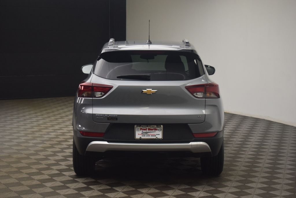 Used 2024 Gray Chevrolet LT image 6