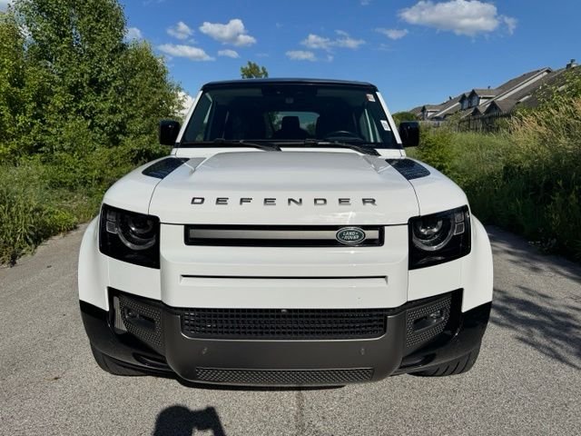 2024 Land Rover Defender X-Dynamic SE - Photo 3