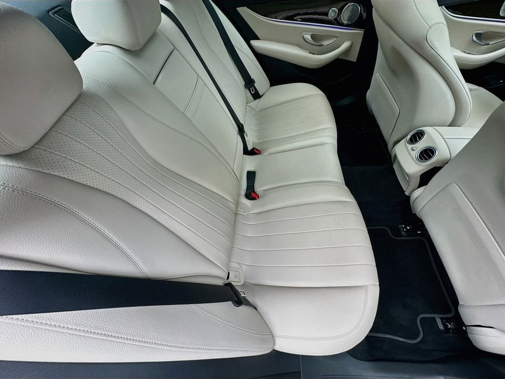 Used 2020 White Mercedes-Benz E 450 image 28