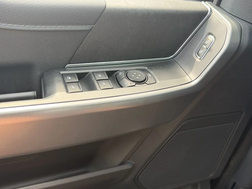 New 2026 Agate Black Metallic Ford XLT image 14