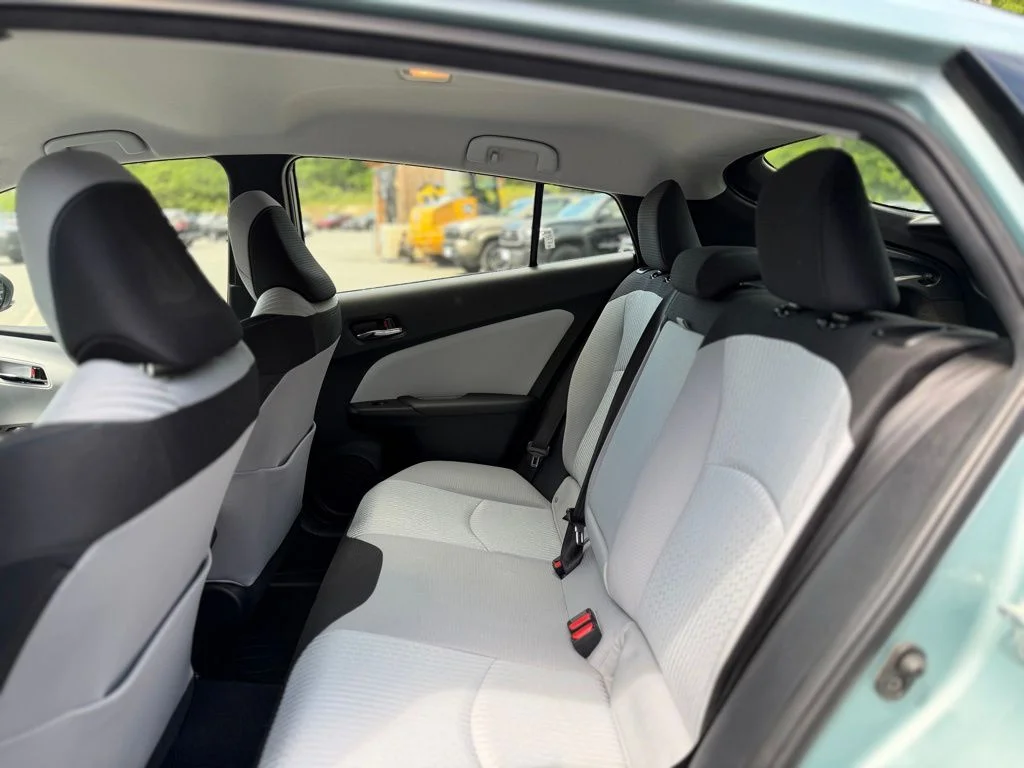 Used 2016 Beige Toyota Two image 5