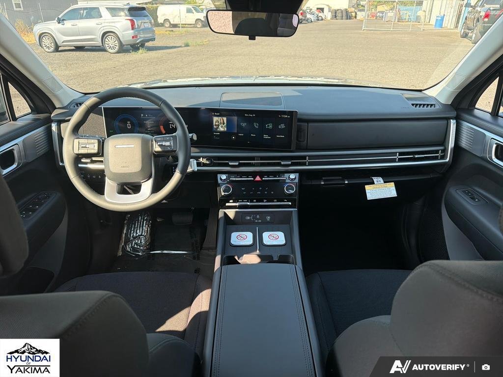 New 2026 Hampton Gray Hyundai SE image 24