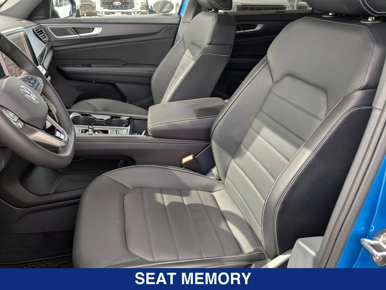 2025 Volkswagen Atlas Cross Sport SEL R-LINE - Photo 15