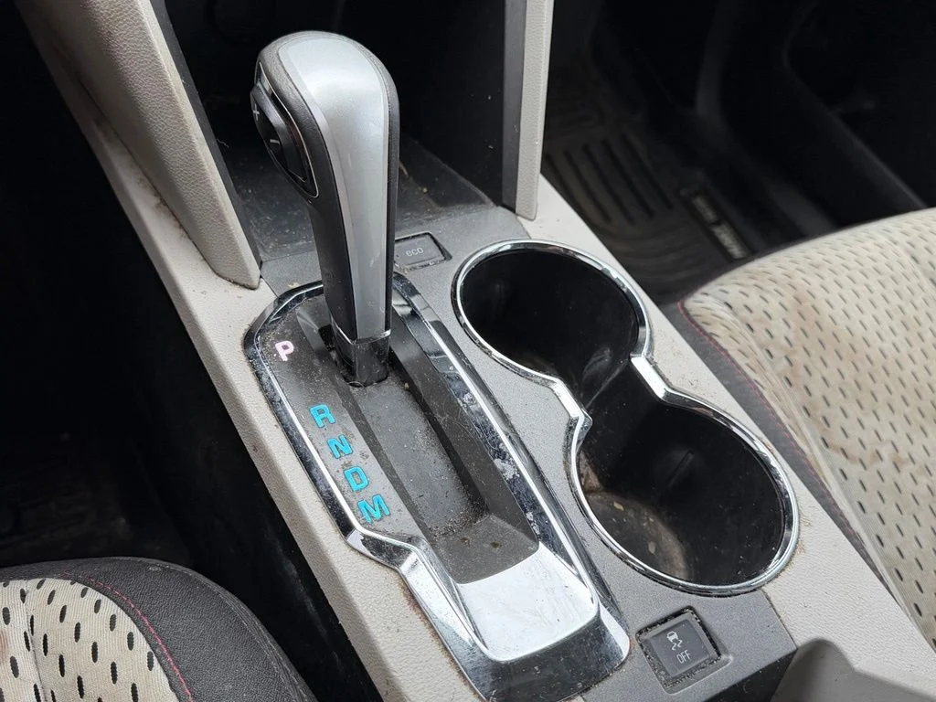 Used 2014 Gray Chevrolet LS image 27
