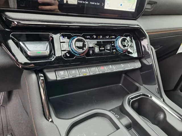 2026 GMC Sierra 2500HD AT4 - Photo 25