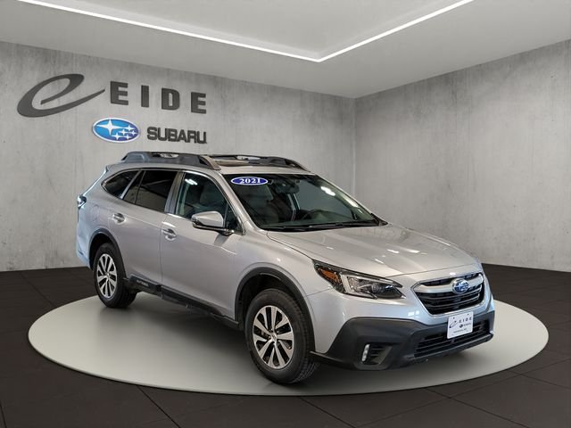 2021 Subaru Outback Premium's photo