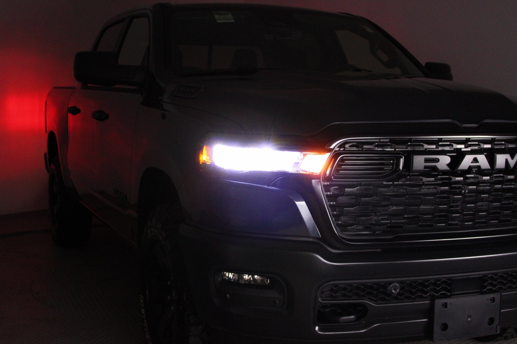 2026 RAM 1500 Warlock - Photo 10