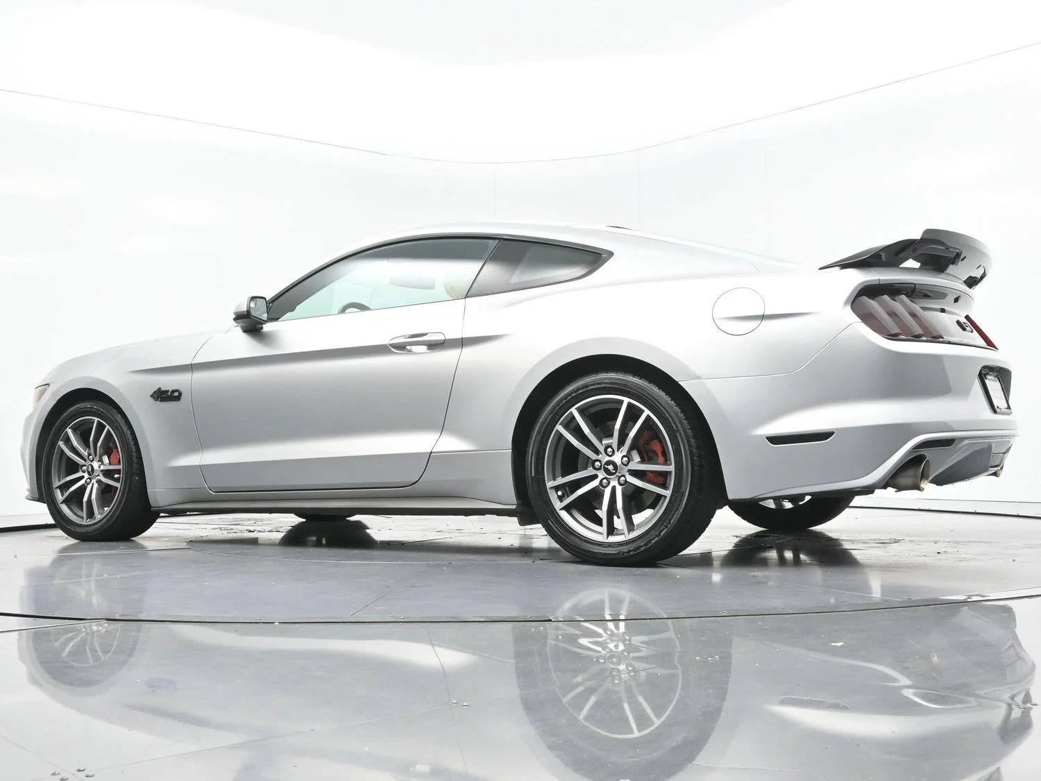 Used 2015 Ingot Silver Ford GT image 49