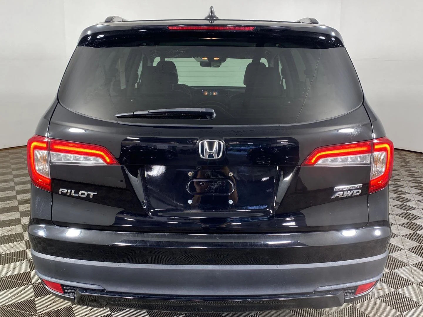 Used 2022 Crystal Black Pearl Honda Special Edition image 7
