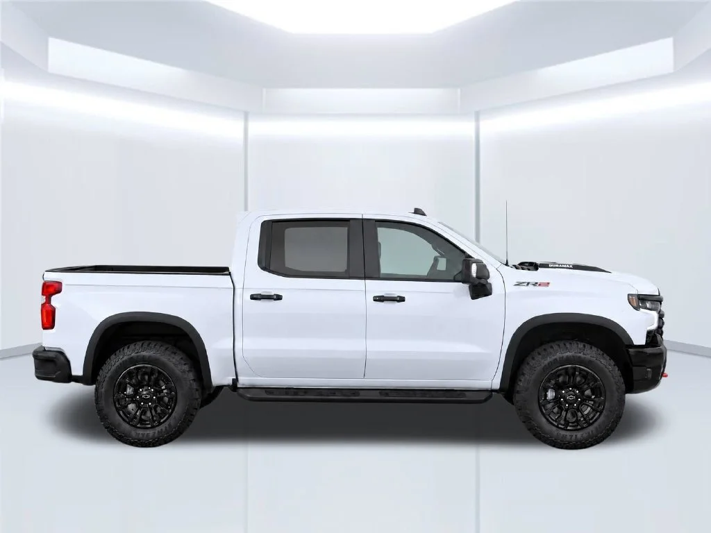 New 2026 White Chevrolet ZR2 image 10