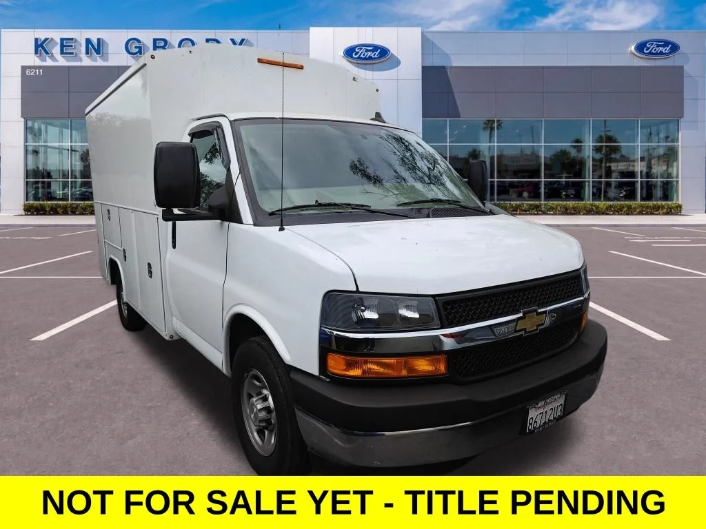 2023 Chevrolet Express 3500 139" WB's photo