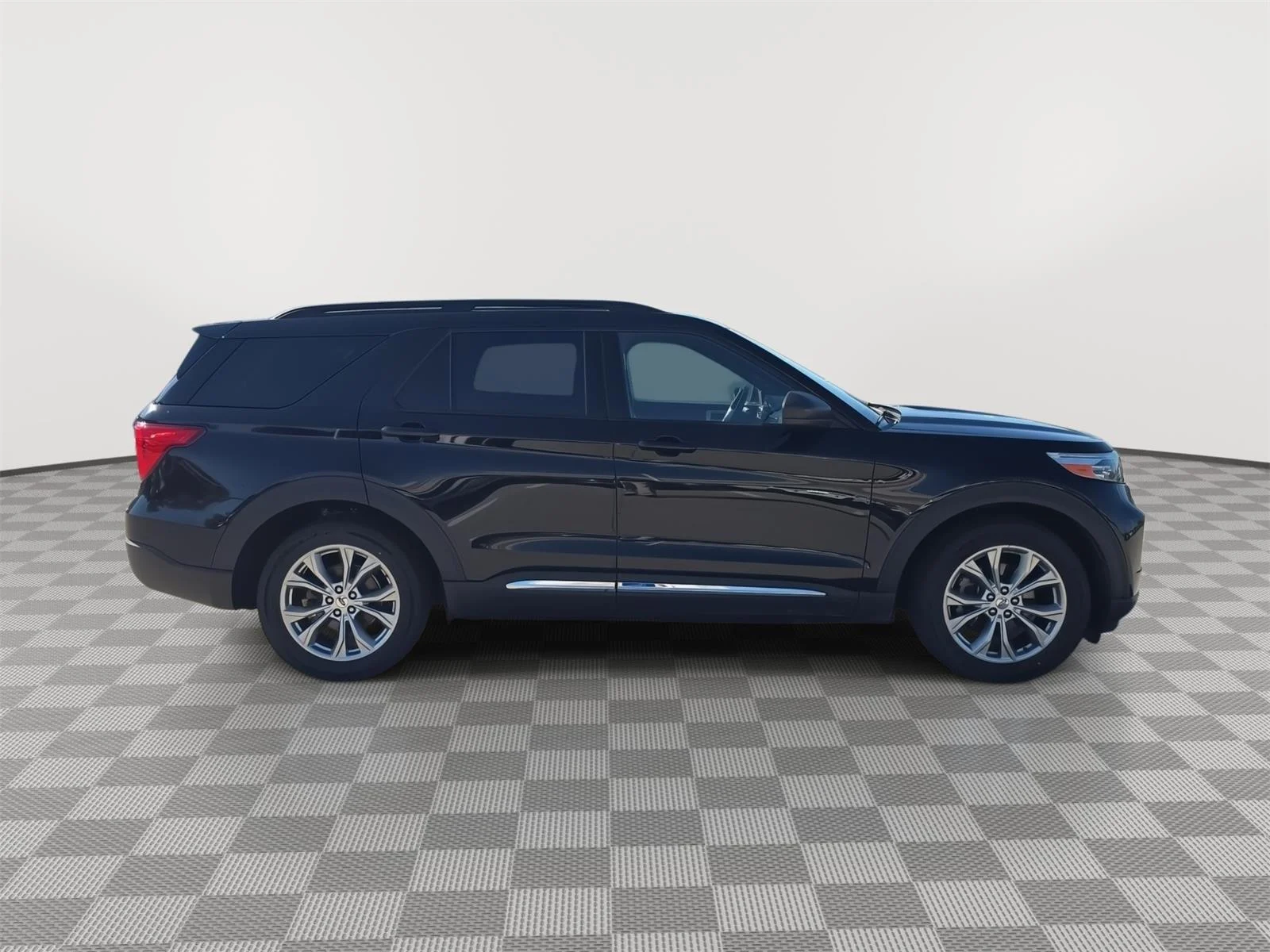 Used 2020  Ford XLT 4WD image 6