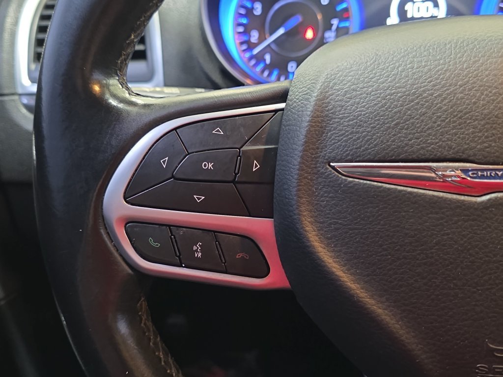 Used 2018 Velvet Red Pearlcoat Chrysler Touring image 16