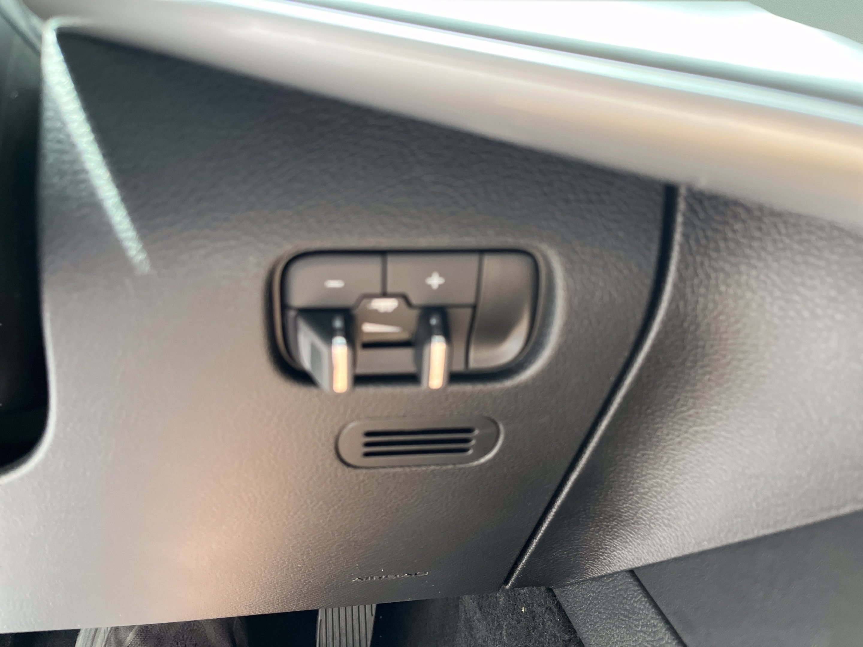New 2026 Bright White Clearcoat Jeep  image 30