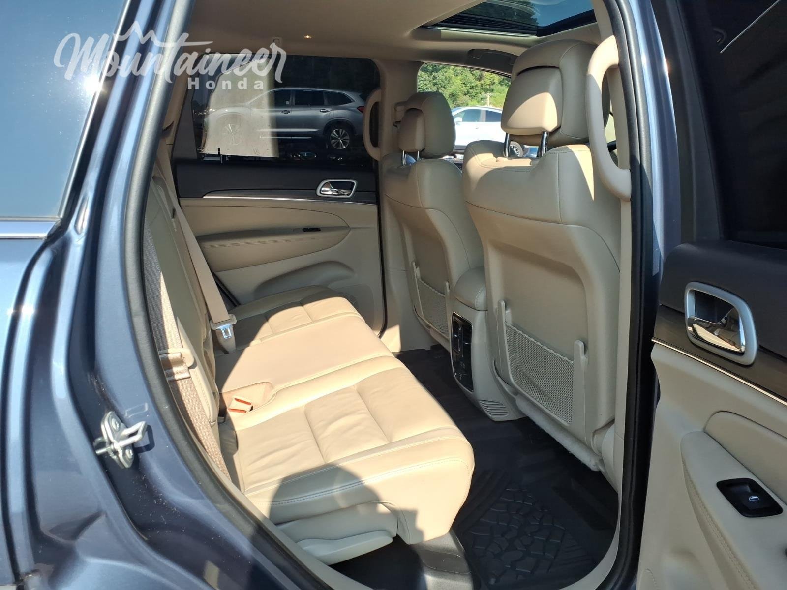 Used 2021 Slate Blue Pearlcoat Jeep Limited image 20