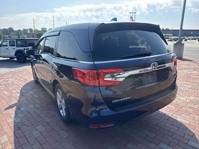 Used 2018 Blue Honda EX image 7