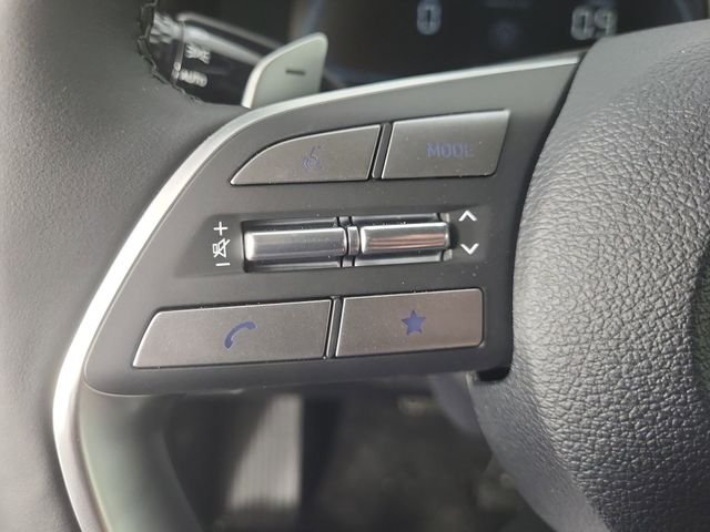 Certified Used 2025 Black Hyundai XRT image 28