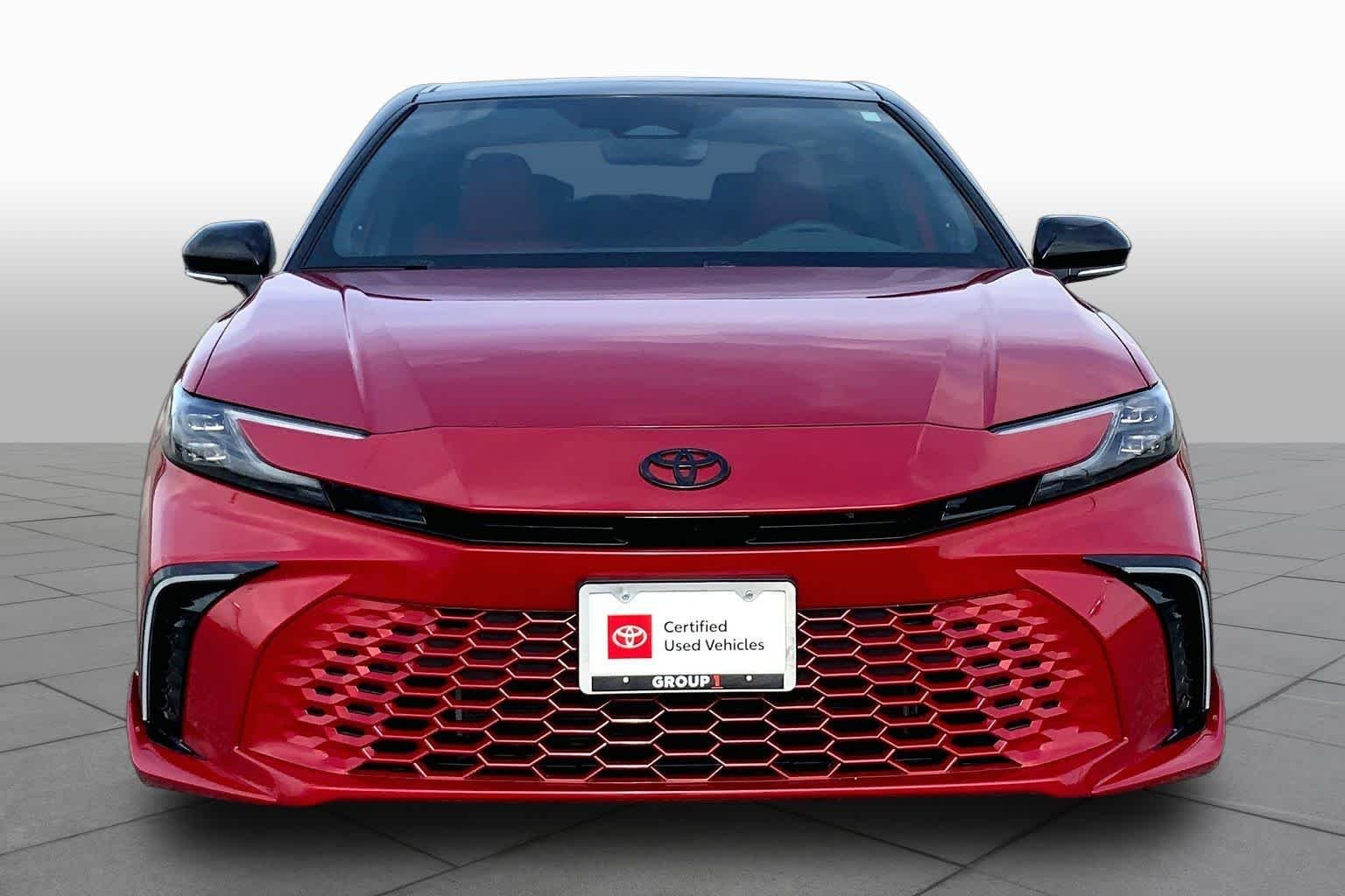 Used 2026 Supersonic Red w/Midnight Black Metallic Roof Toyota XSE image 4