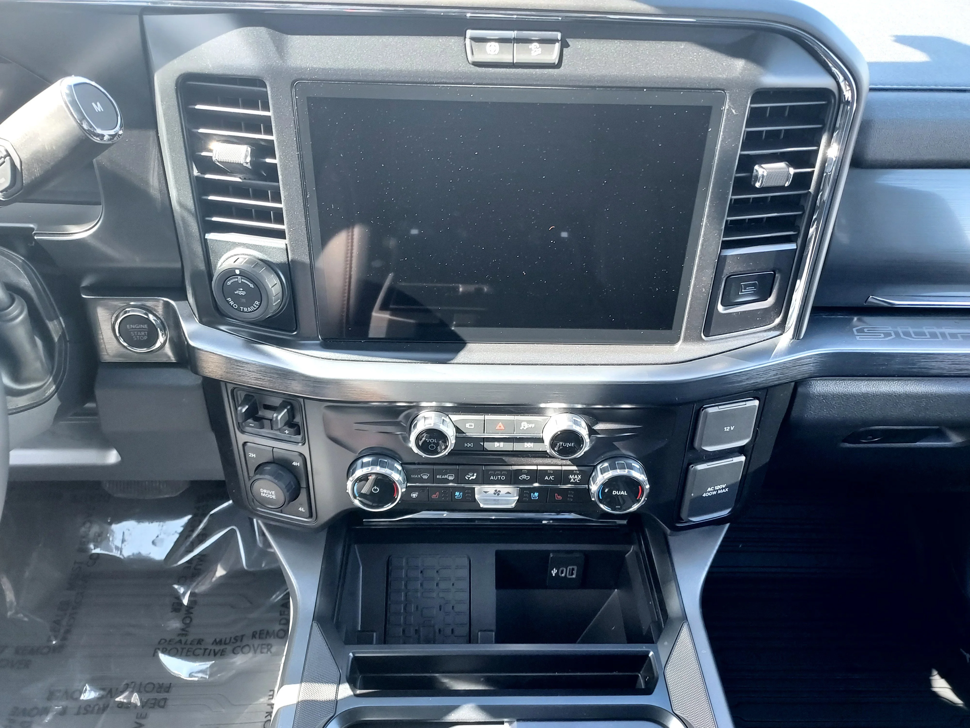 New 2026 Avalanche Ford LARIAT image 32