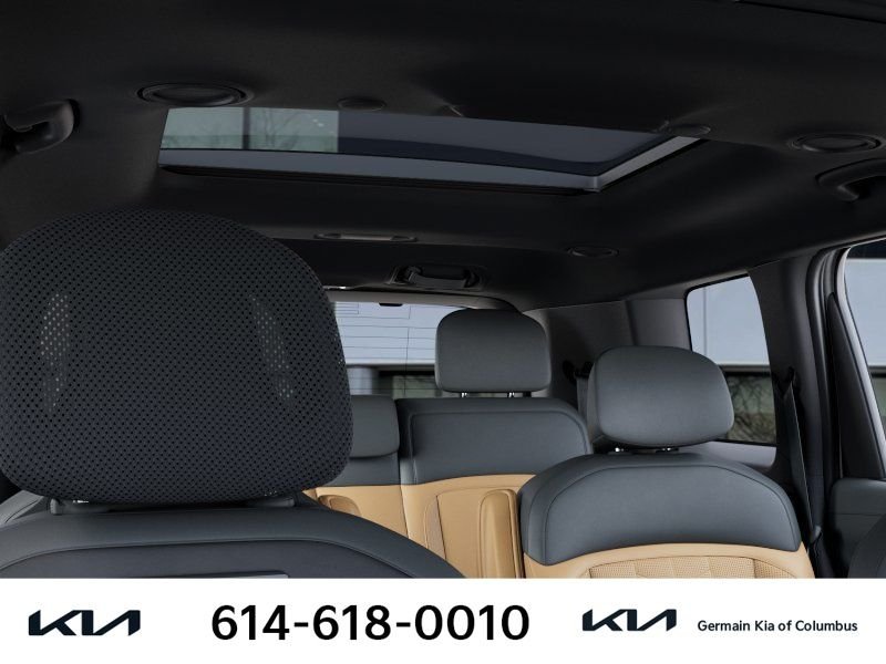 New 2027 White Kia X-Line SX image 30