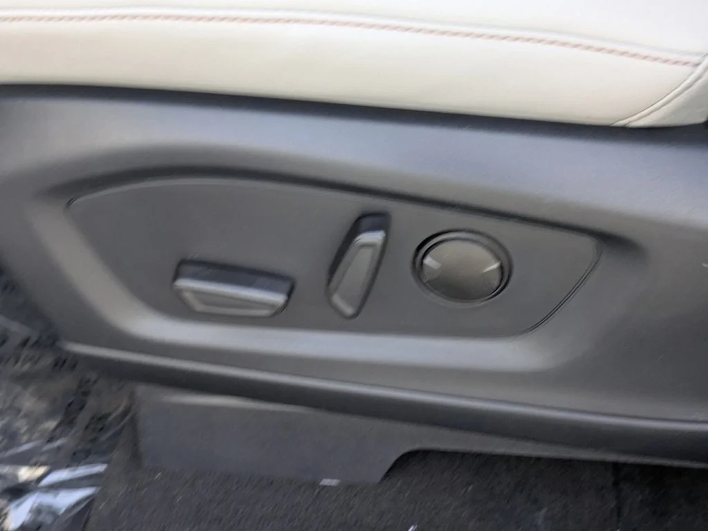 New 2026 Carbonized Gray Metallic Ford Active image 23