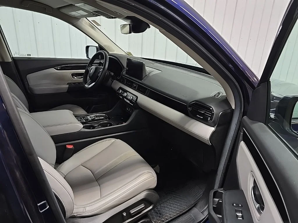 Used 2025 Blue Honda EX-L image 15