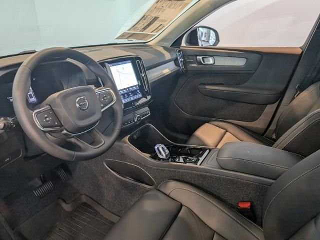 2026 Volvo XC40 Ultra - Photo 11