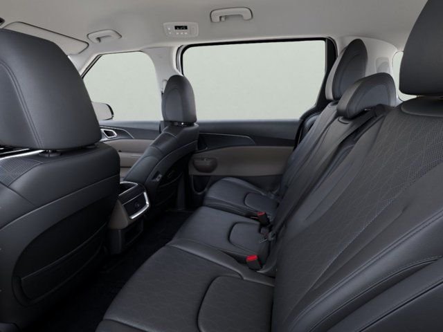 New 2026 White Kia LXS image 14