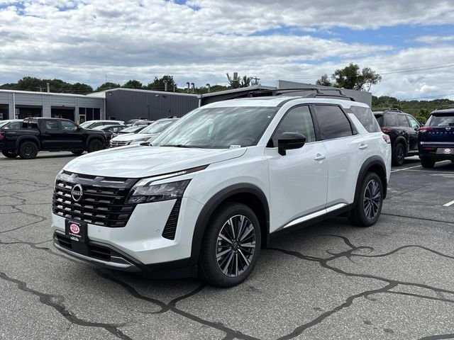 New 2026 Everest White Pearl TriCoat Nissan Platinum image 1