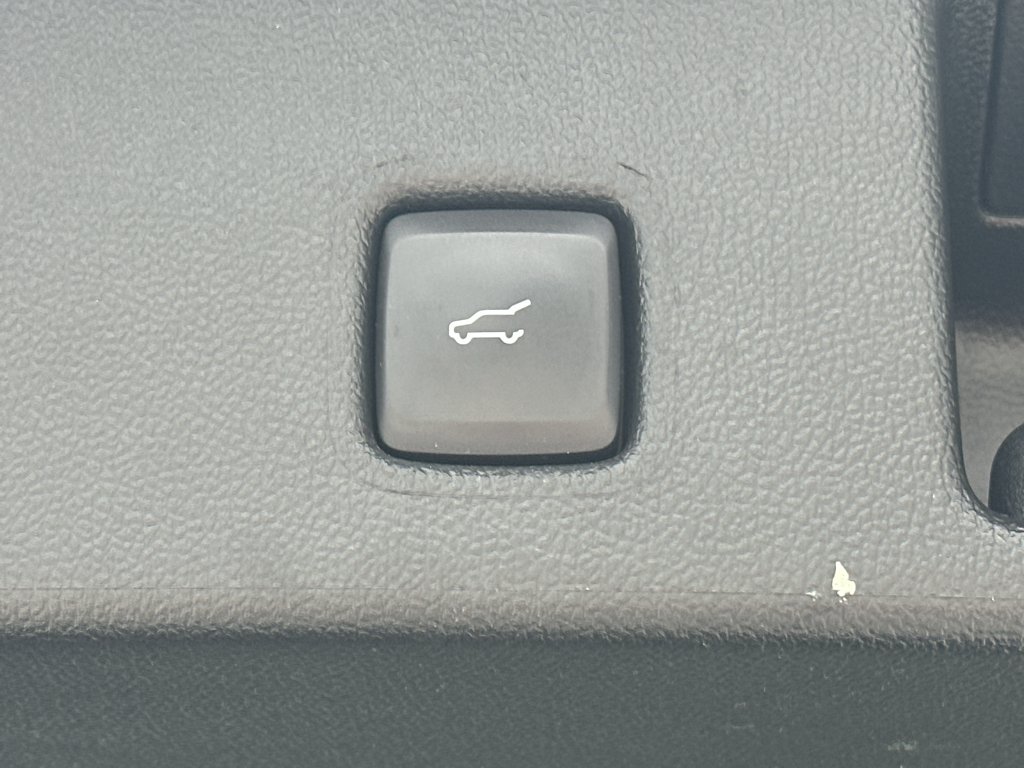 Used 2023 Carbonized Gray Metallic Ford ST Line image 35