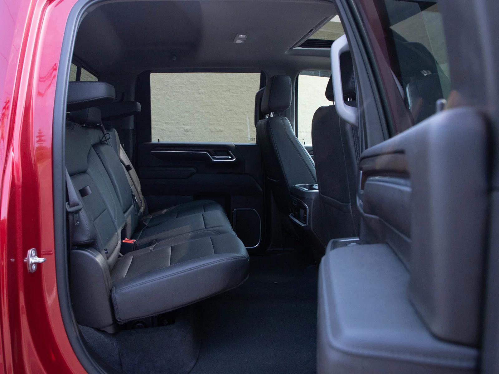 Used 2024 Volcanic Red Tintcoat GMC SLT image 12