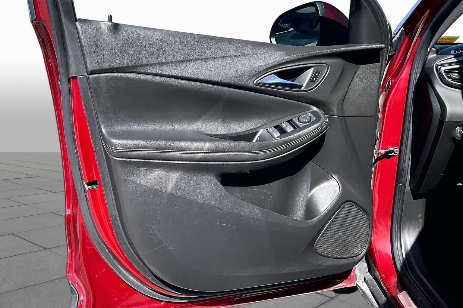 Used 2023 Cinnabar Metallic Buick Preferred image 39