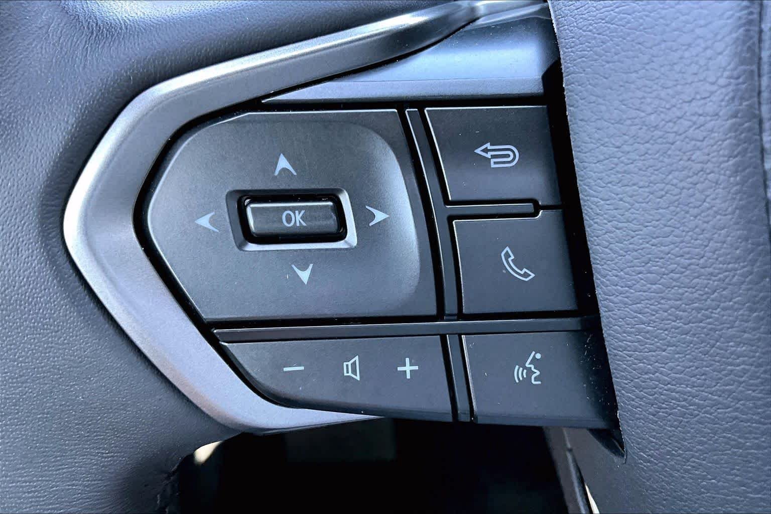 2025 Lexus RX 350 - Photo 40
