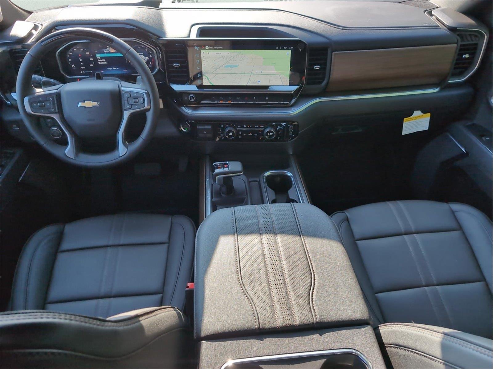New 2026 Polar White Tricoat Chevrolet High Country image 17