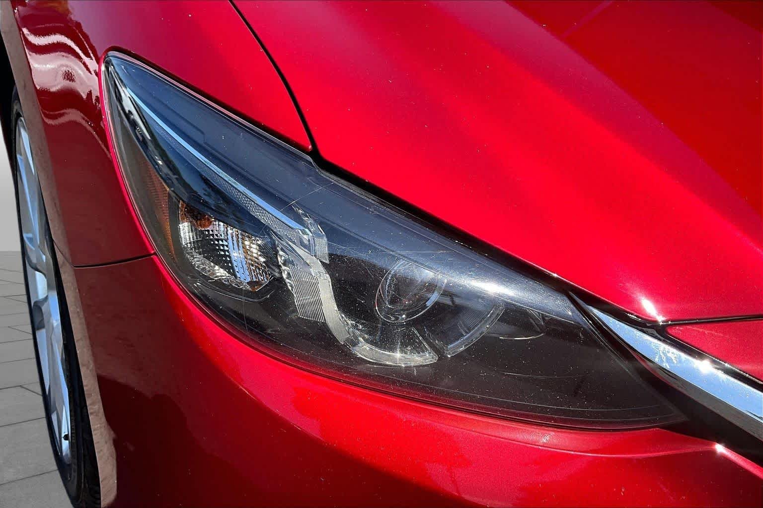 Used 2016 Soul Red Metallic Mazda i Touring image 26