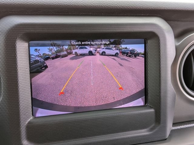 Used 2022 White Jeep Unlimited Sport S image 18