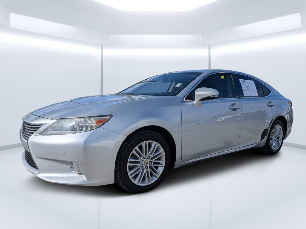 Used 2013 Silver Lexus 350 image 9