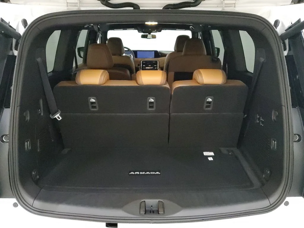 2026 Nissan Armada SL - Photo 7