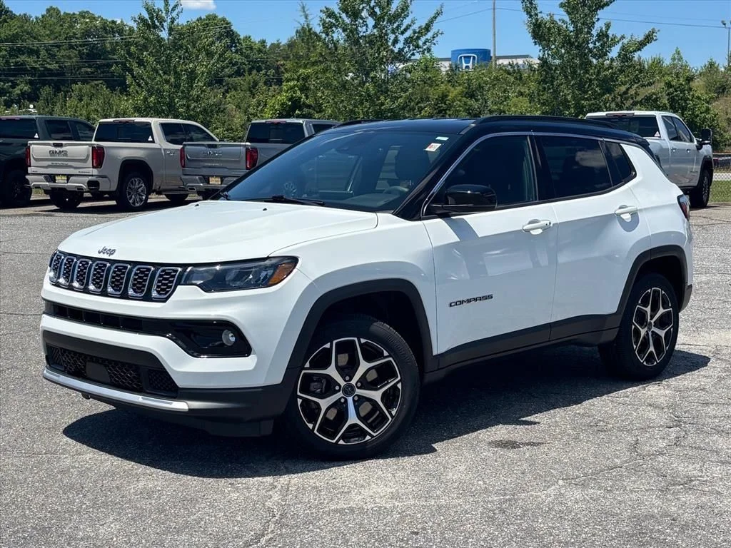 Used 2025 White Jeep Limited image 2