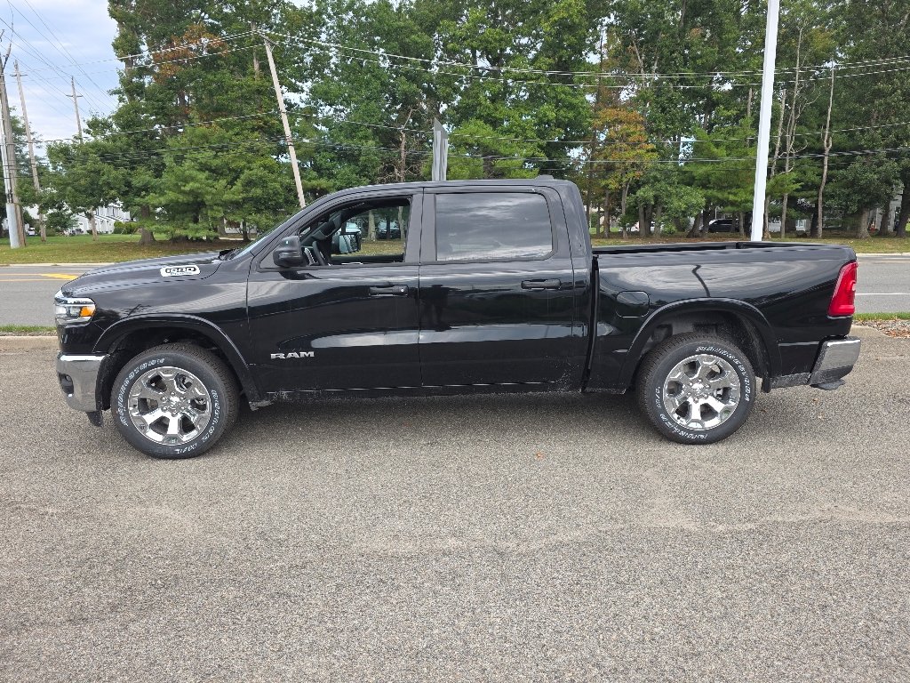 New 2026 Diamond Black Crystal Pearl-Coat Exterior Paint RAM Big Horn/Lone Star image 10