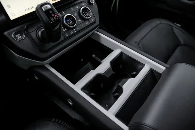 New 2026 White Land Rover S image 31