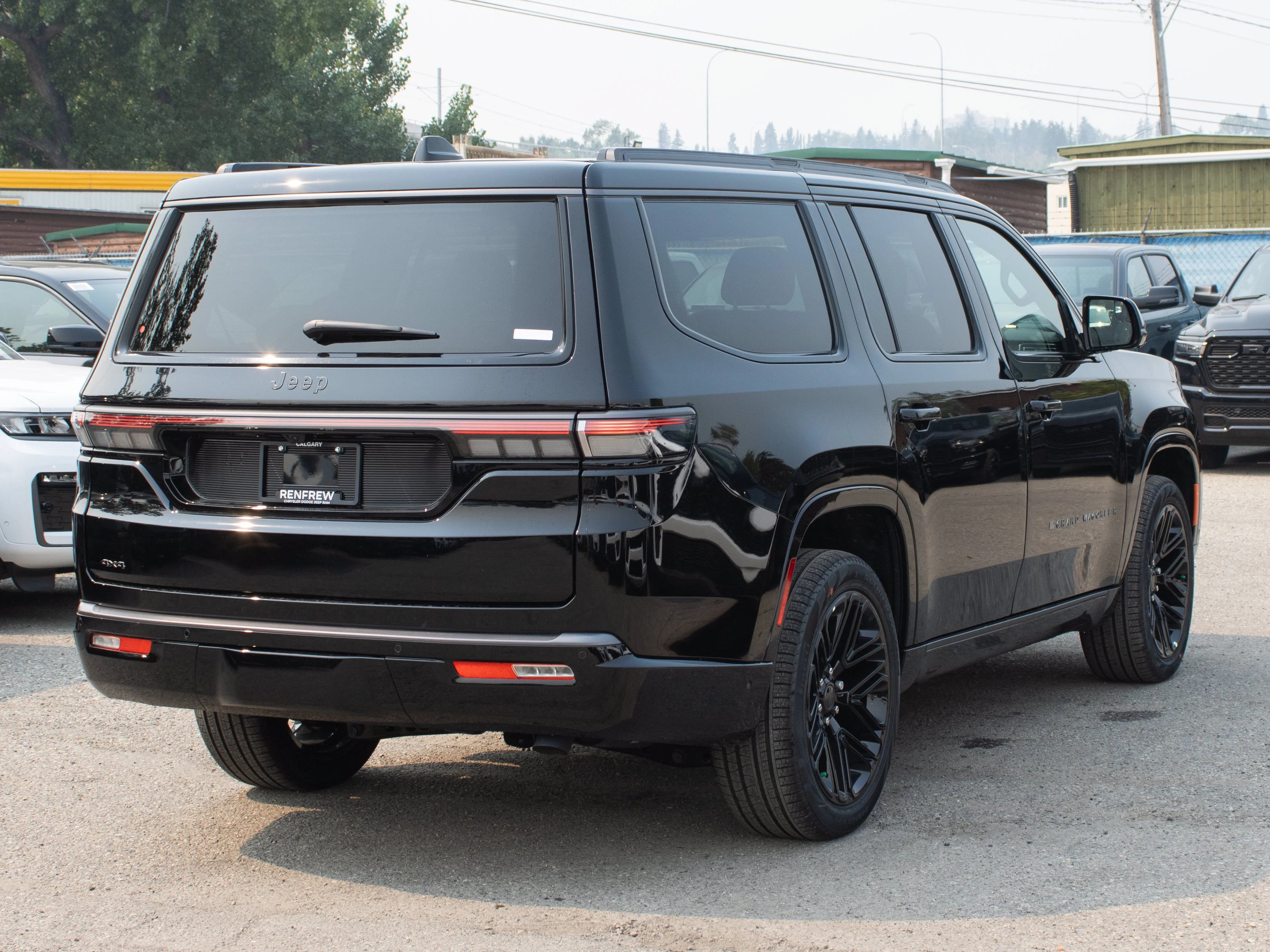 New 2026 Black Jeep Limited Reserve* image 7