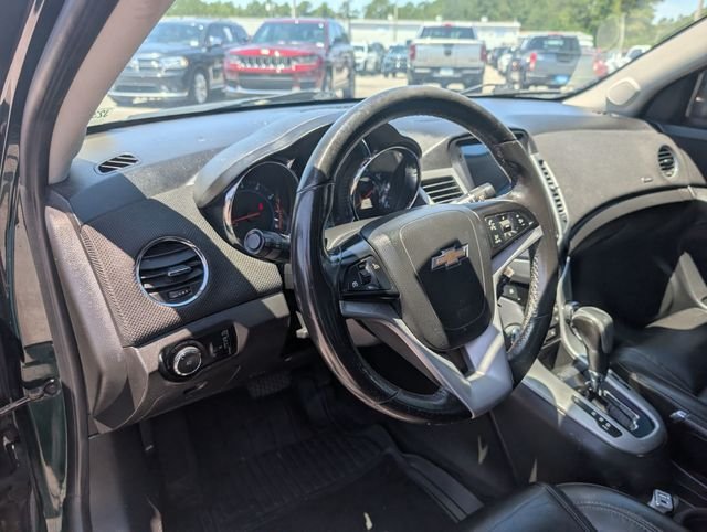 Used 2014 Green Chevrolet 2LT image 29